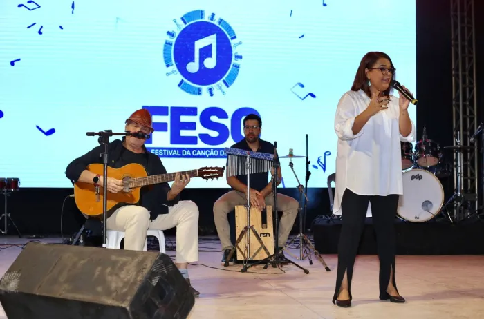 Keila Lipe e Lucimar vencem o 14º Fesc com a canção “Olho D’água”