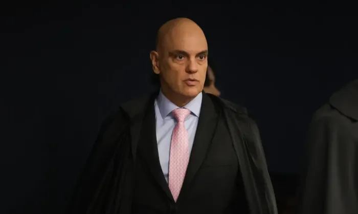 Castro e Moraes discutem operação e retomada de territórios no Rio