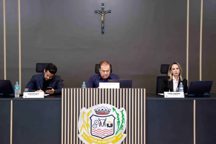 Regularização de imóveis e políticas para mulheres são aprovadas em sessão ordinária da Câmara de Lucas