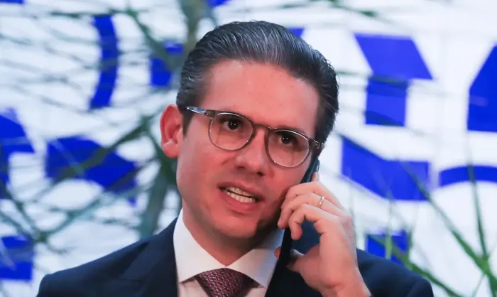 Motta: decisão que barrou Eduardo Bolsonaro em liderança foi técnica