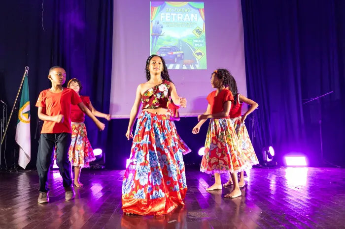 Estudantes de Cuiabá serão protagonistas em peças de teatro em etapa estadual do Fetran