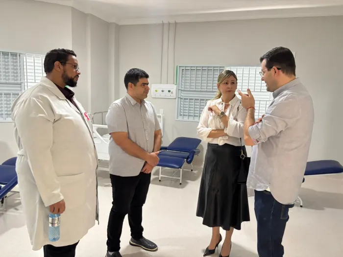 Secretária de Saúde realiza vistoria técnica nas obras do Hospital São Benedito
