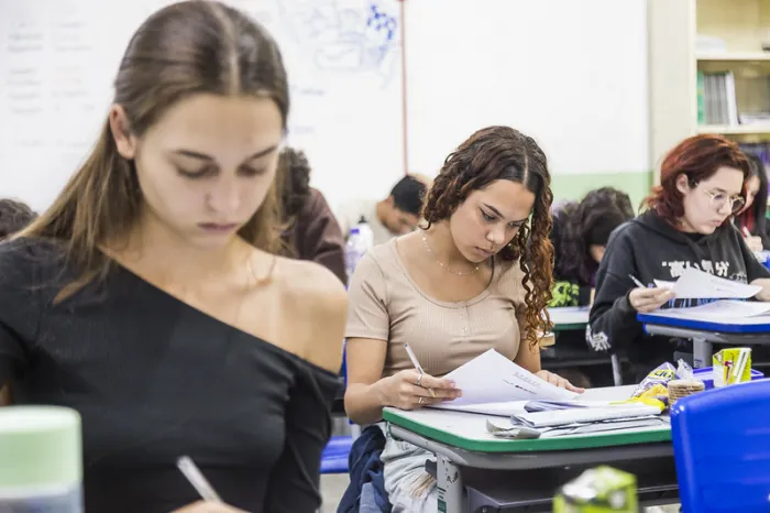 Provão Paulista: avaliação que dá acesso a 15.717 vagas no ensino superior paulista começa dia 4