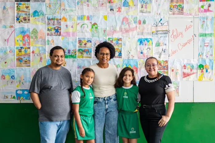 Estudantes de Cuiabá são premiadas com tablets por contos literários