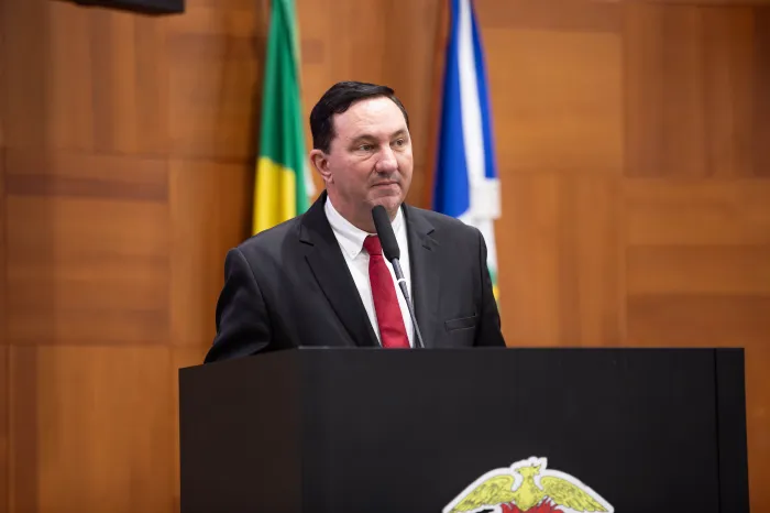 Projeto quer garantir atendimento psicológico prioritário a filhos de vítimas de feminicídio em MT